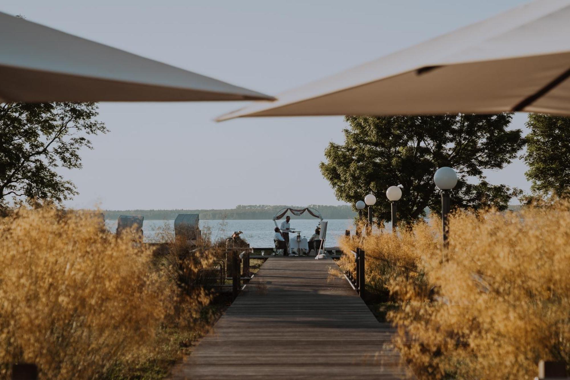 Trent Aedenlife Hotel & Resort Ruegen מראה חיצוני תמונה